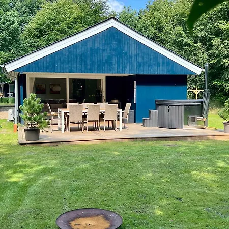 펜션 Renovated By Kvie Ansager